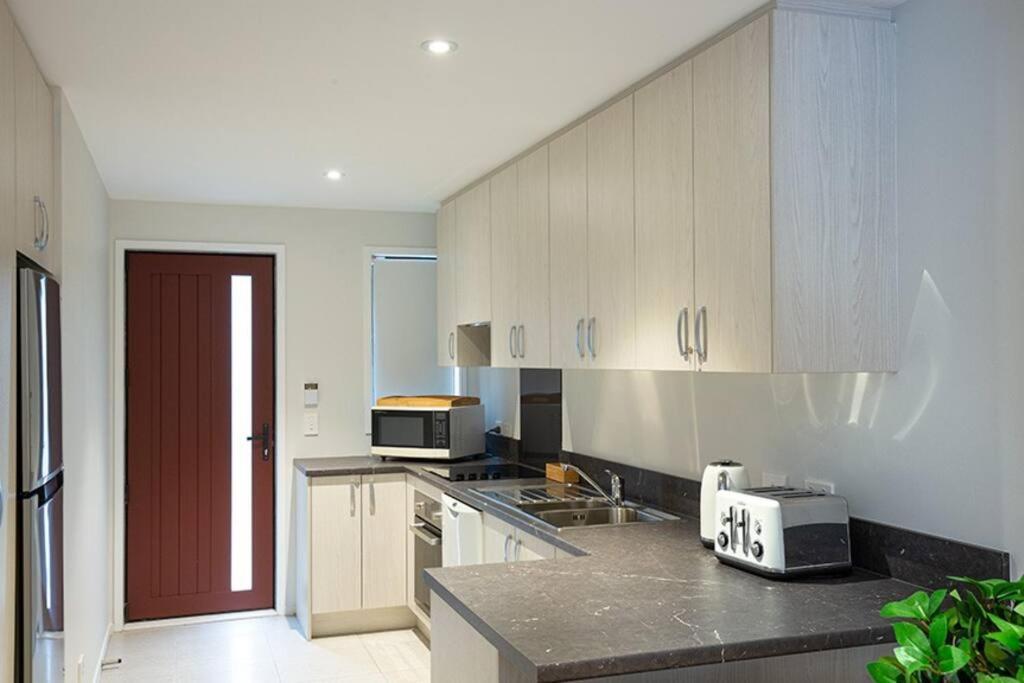 Home From Home City Apartment 크라이스트처치 외부 사진